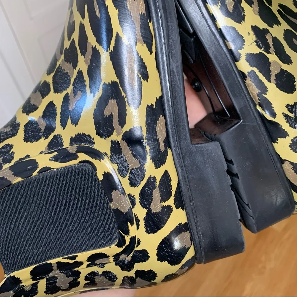 Old Navy 1” heel